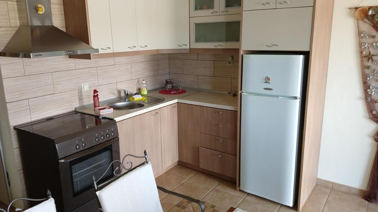 Zoe'S Apartment 니키티 외부 사진