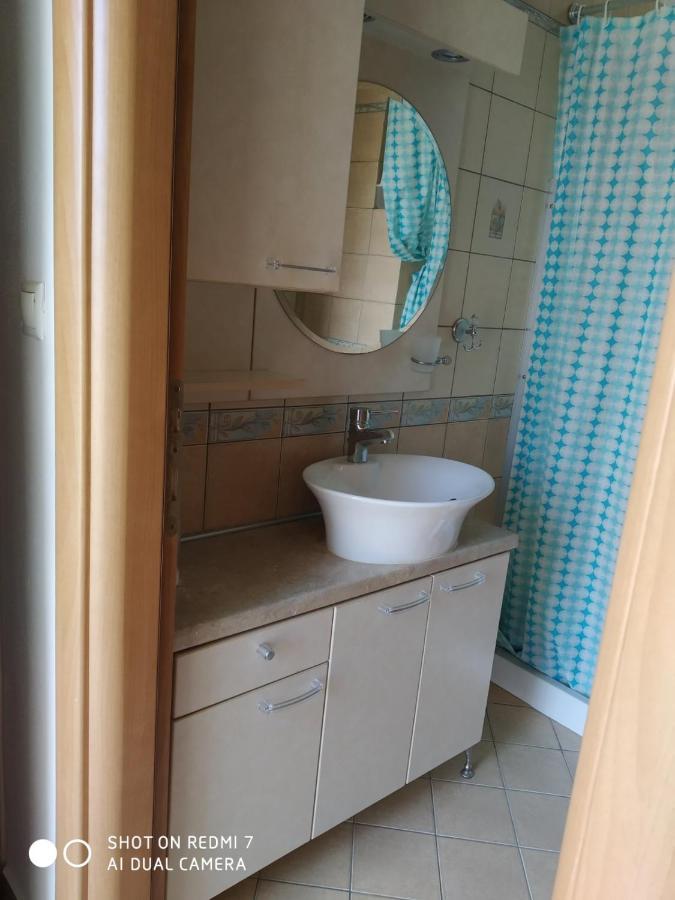 Zoe'S Apartment 니키티 외부 사진