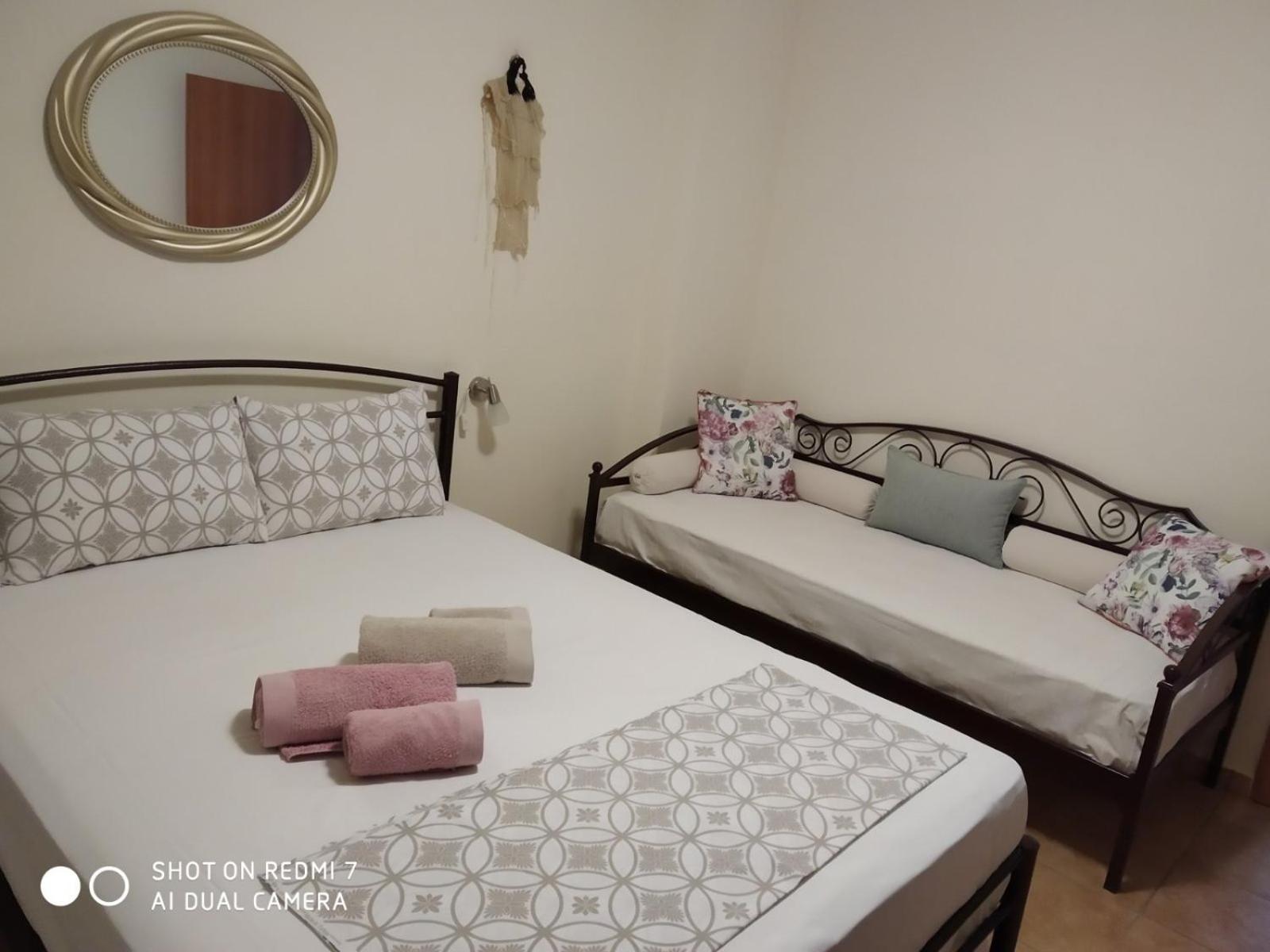Zoe'S Apartment 니키티 외부 사진